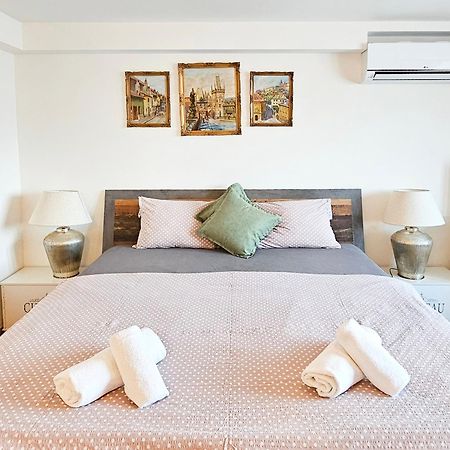 Apartman Praha Brevnov Buitenkant foto