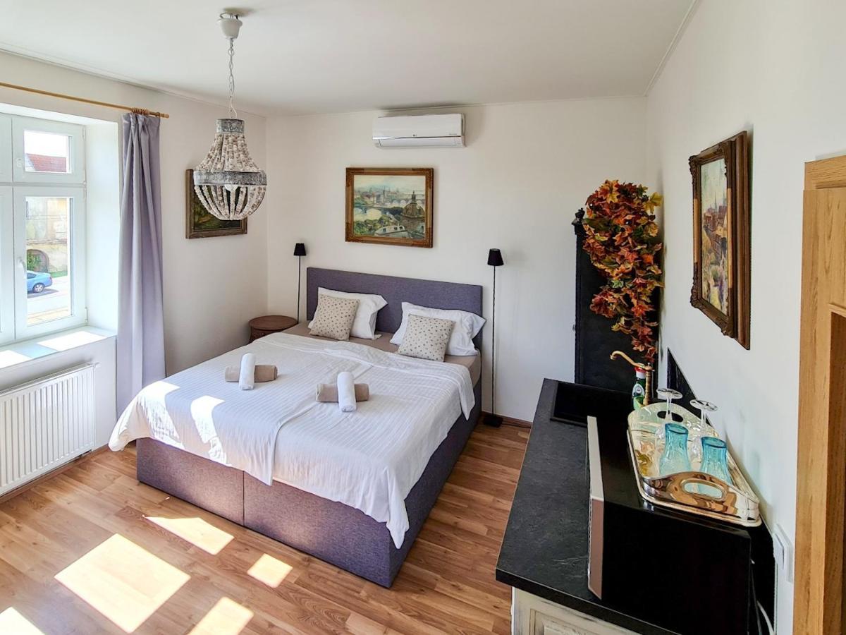 Apartman Praha Brevnov Buitenkant foto