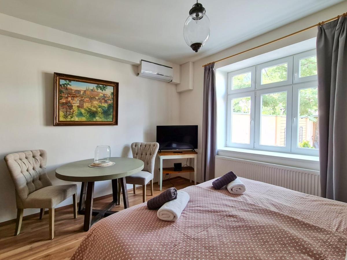 Apartman Praha Brevnov Buitenkant foto