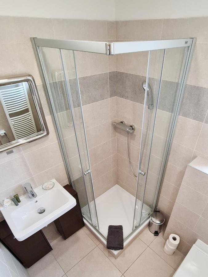 Apartman Praha Brevnov Buitenkant foto