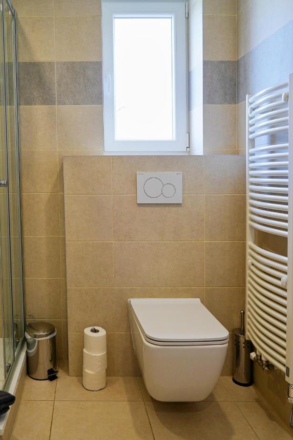 Apartman Praha Brevnov Buitenkant foto